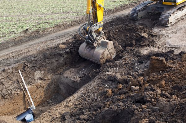 Cost of Backhoe Trenching in Oshkosh